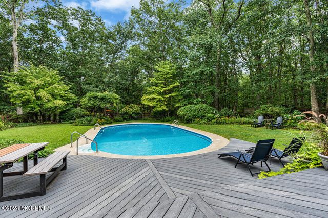 41 Butterfly Road, Jackson, NJ 08527