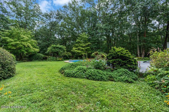 41 Butterfly Road, Jackson, NJ 08527