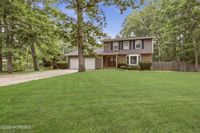 41 Butterfly Road, Jackson, NJ 08527