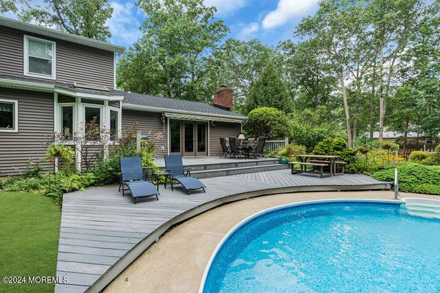41 Butterfly Road, Jackson, NJ 08527