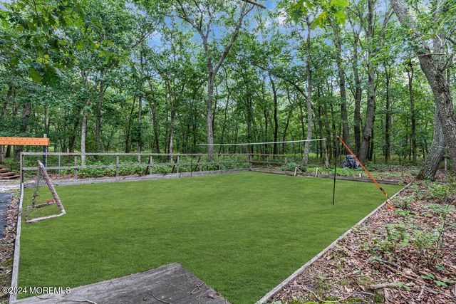 41 Butterfly Road, Jackson, NJ 08527