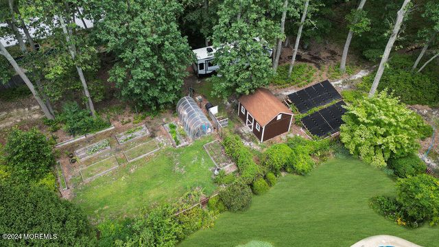 41 Butterfly Road, Jackson, NJ 08527