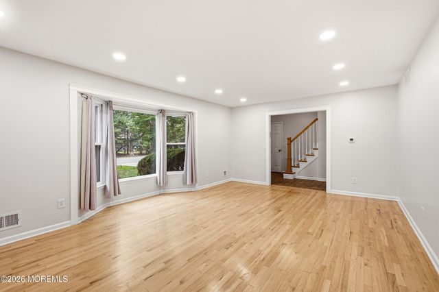 41 Butterfly Road, Jackson, NJ 08527