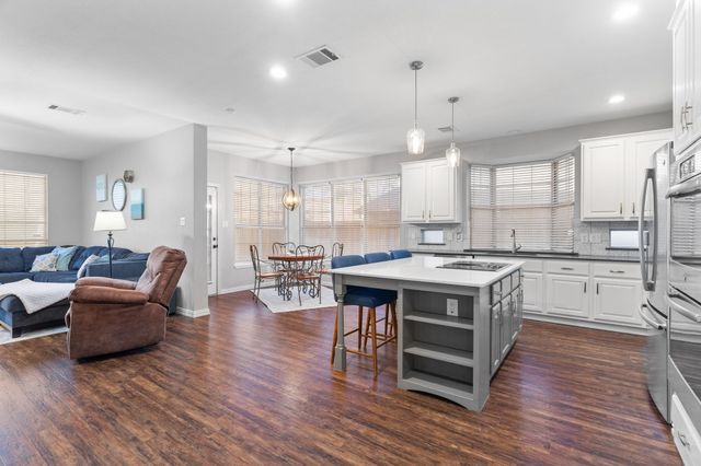 1114 Lakewood Drive, Mckinney, TX 75072