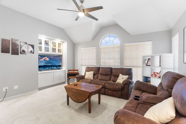 1114 Lakewood Drive, Mckinney, TX 75072