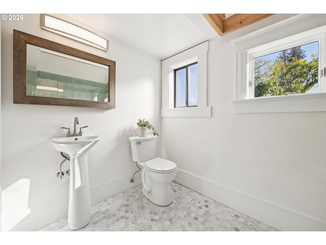 4404 Se 42ND Ave, Portland, OR 97206