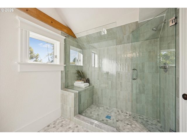 4404 Se 42ND Ave, Portland, OR 97206