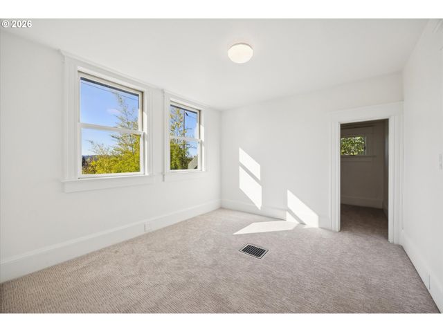 4404 Se 42ND Ave, Portland, OR 97206