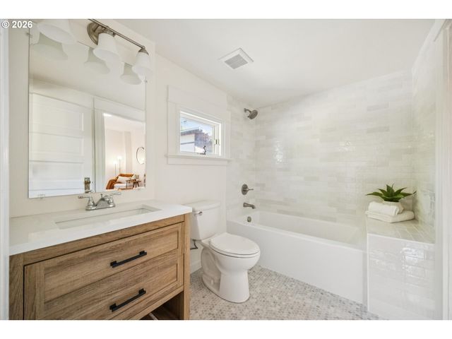 4404 Se 42ND Ave, Portland, OR 97206