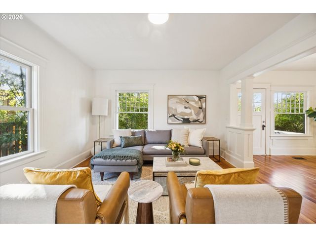 4404 Se 42ND Ave, Portland, OR 97206
