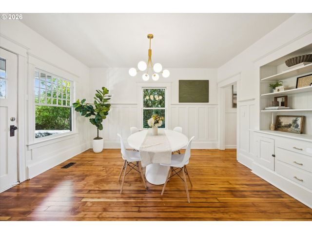 4404 Se 42ND Ave, Portland, OR 97206