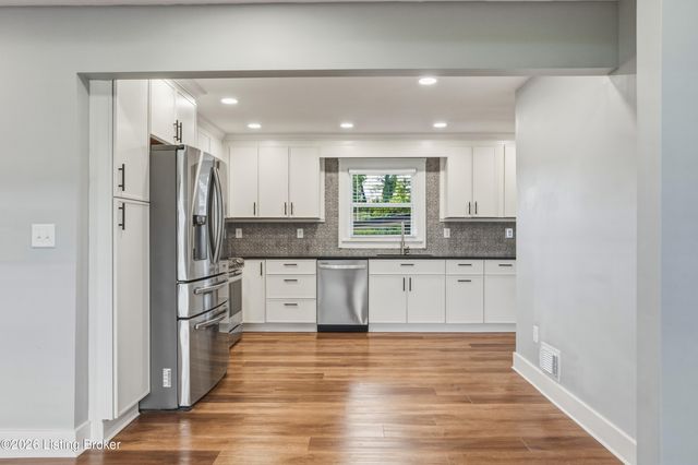 10816 Beatrice Way, Louisville, KY 40272