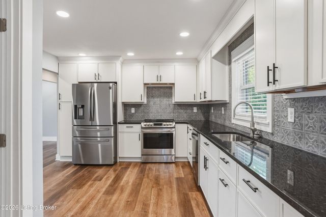 10816 Beatrice Way, Louisville, KY 40272