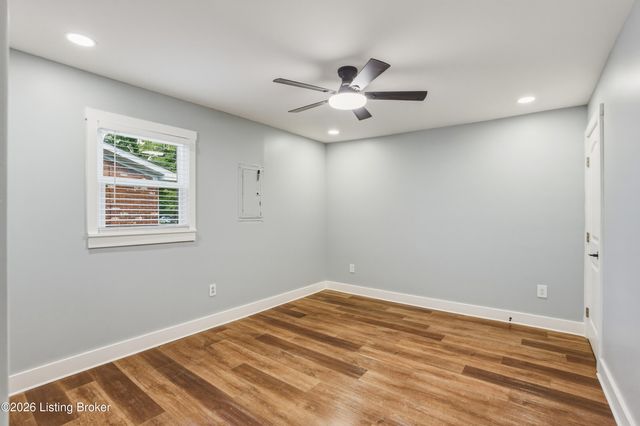 10816 Beatrice Way, Louisville, KY 40272