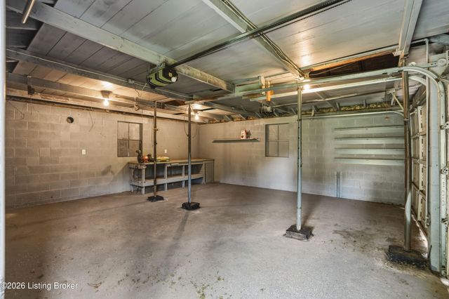 10816 Beatrice Way, Louisville, KY 40272