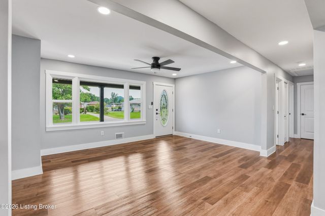 10816 Beatrice Way, Louisville, KY 40272