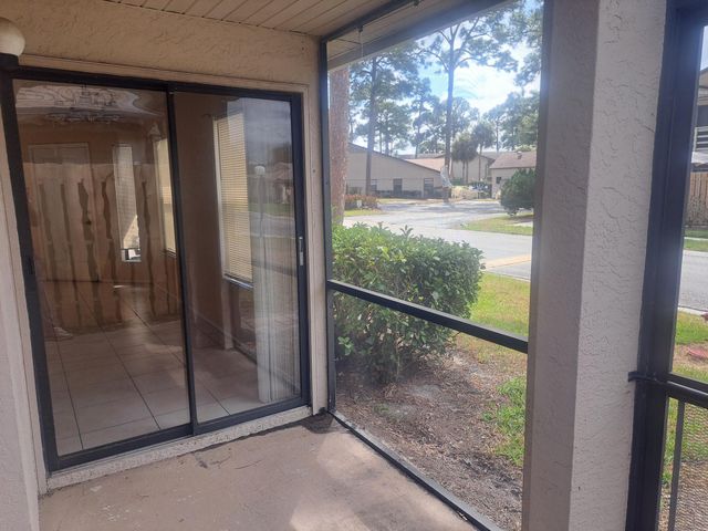 2822 Stoneway Lane A, Fort Pierce, FL 34982