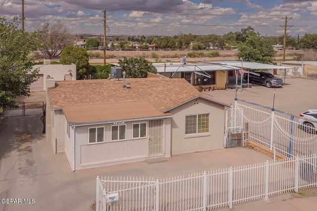 7907 ALAMEDA Avenue, El Paso, TX 79915