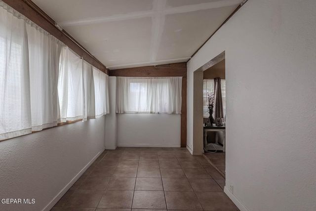 7907 ALAMEDA Avenue, El Paso, TX 79915