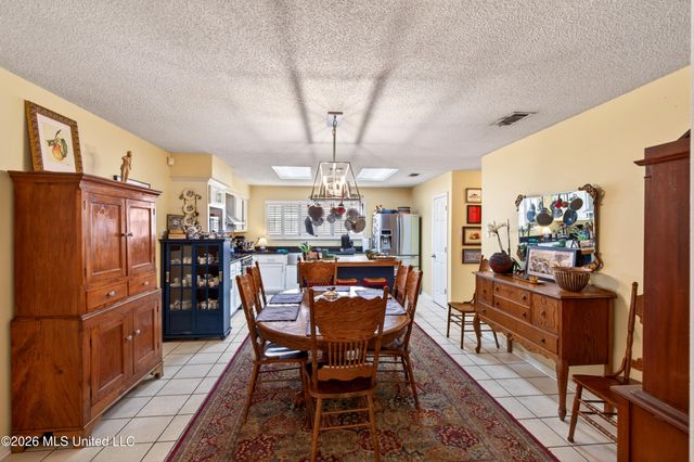 89364 E Diamondhead Drive, Diamondhead, MS 39525