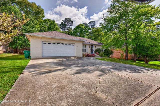 89364 E Diamondhead Drive, Diamondhead, MS 39525