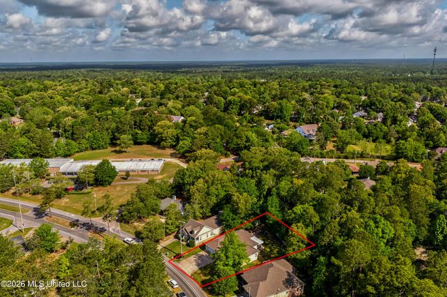89364 E Diamondhead Drive, Diamondhead, MS 39525