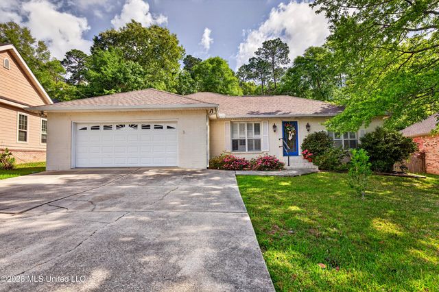 89364 E Diamondhead Drive, Diamondhead, MS 39525