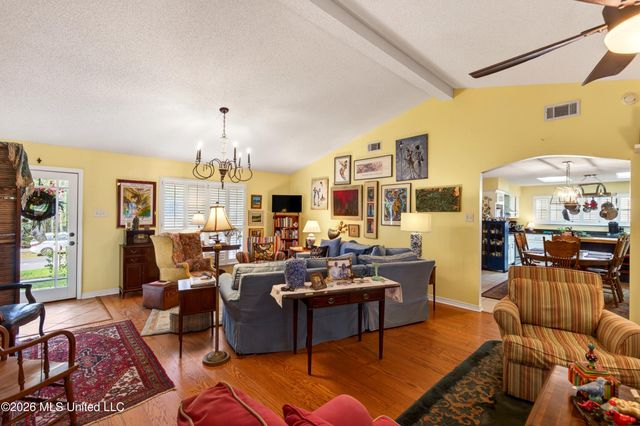 89364 E Diamondhead Drive, Diamondhead, MS 39525
