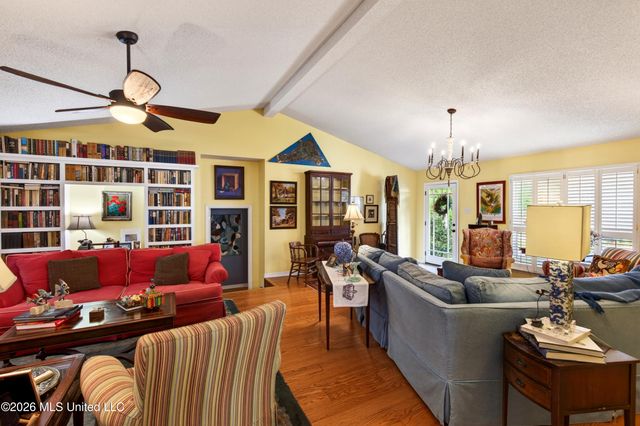 89364 E Diamondhead Drive, Diamondhead, MS 39525