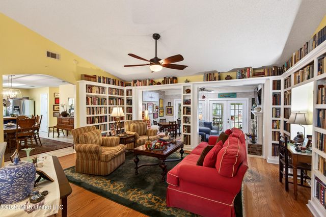 89364 E Diamondhead Drive, Diamondhead, MS 39525