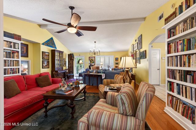 89364 E Diamondhead Drive, Diamondhead, MS 39525