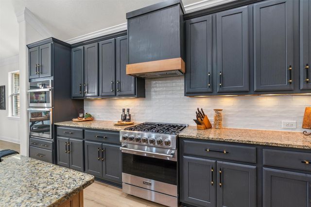 3740 County Road 207, Liberty Hill, TX 78642