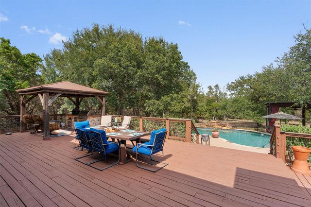 3740 County Road 207, Liberty Hill, TX 78642