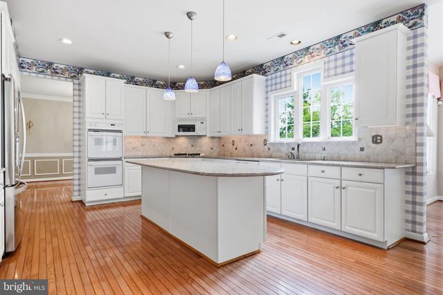 1034 GLENDEVON DR, Ambler, PA 19002
