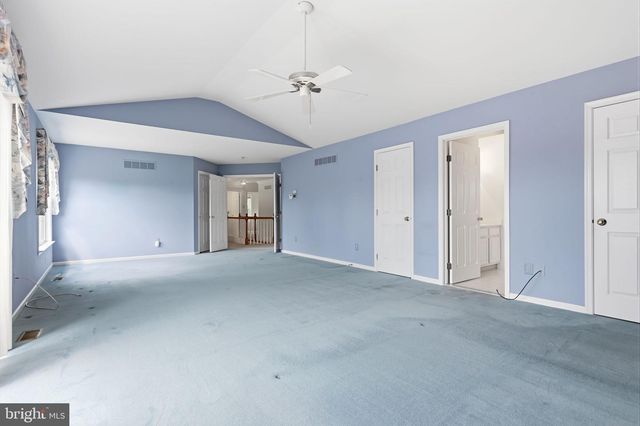 1034 GLENDEVON DR, Ambler, PA 19002