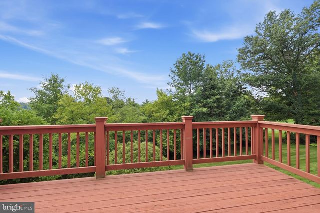 1034 GLENDEVON DR, Ambler, PA 19002
