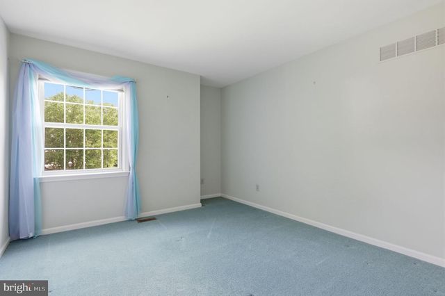 1034 GLENDEVON DR, Ambler, PA 19002