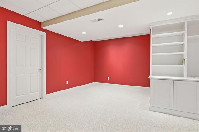 1034 GLENDEVON DR, Ambler, PA 19002