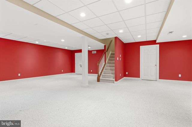 1034 GLENDEVON DR, Ambler, PA 19002