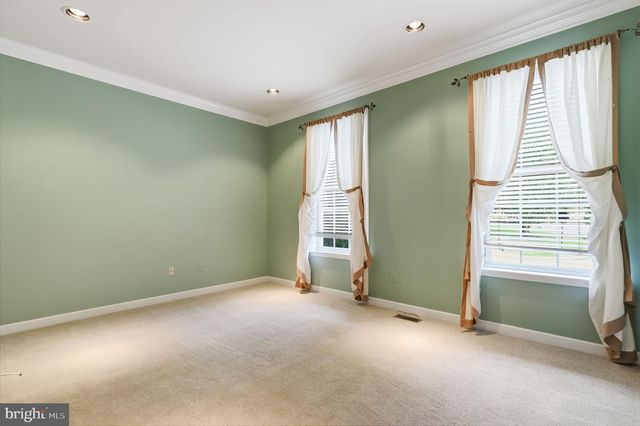 1034 GLENDEVON DR, Ambler, PA 19002