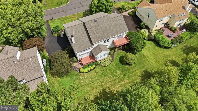 1034 GLENDEVON DR, Ambler, PA 19002