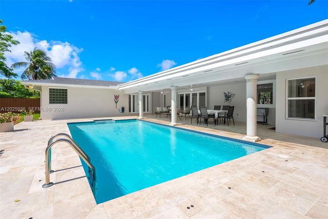 15421 SW 79th Avenue, Palmetto Bay, FL 33157