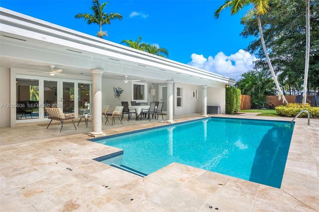 15421 SW 79th Avenue, Palmetto Bay, FL 33157