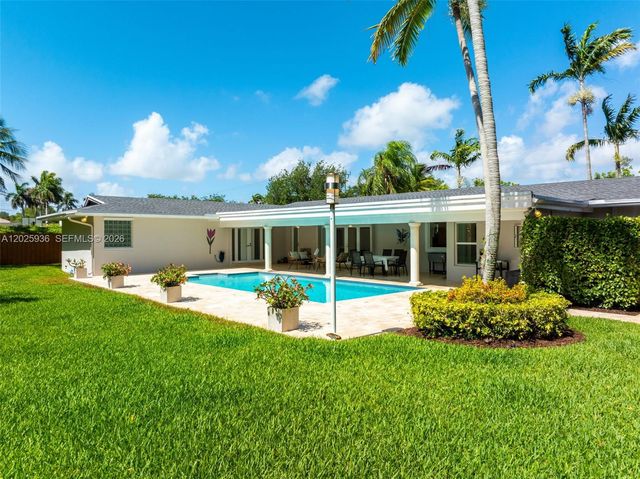 15421 SW 79th Avenue, Palmetto Bay, FL 33157