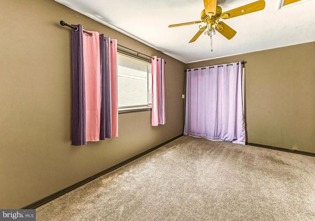 566 MUHLENBERG AVE, Wenonah, NJ 08090