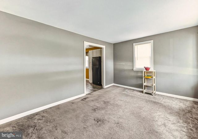 566 MUHLENBERG AVE, Wenonah, NJ 08090