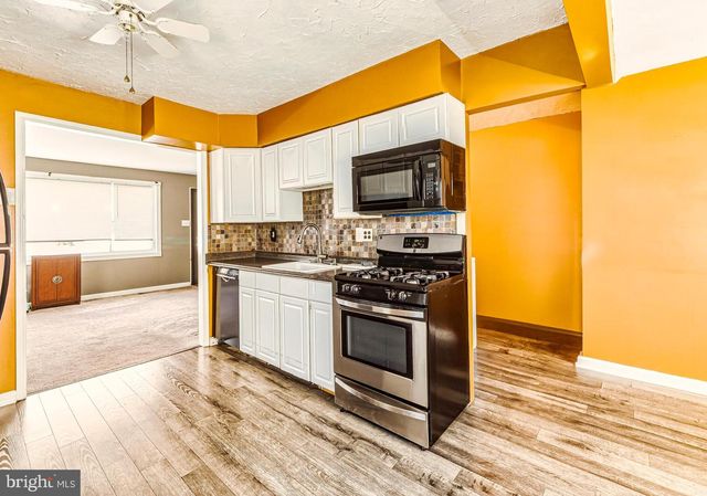 566 MUHLENBERG AVE, Wenonah, NJ 08090