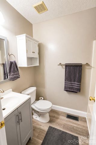 43 Moore Avenue, Asheville, NC 28806