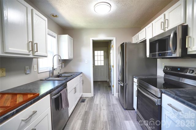 43 Moore Avenue, Asheville, NC 28806
