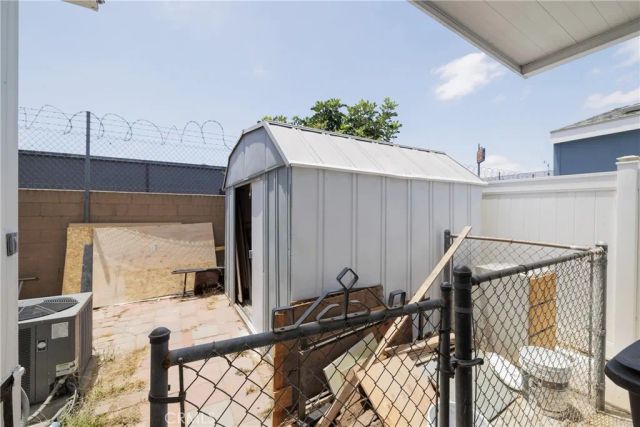 3700 Buchanan 58, Riverside, CA 92503